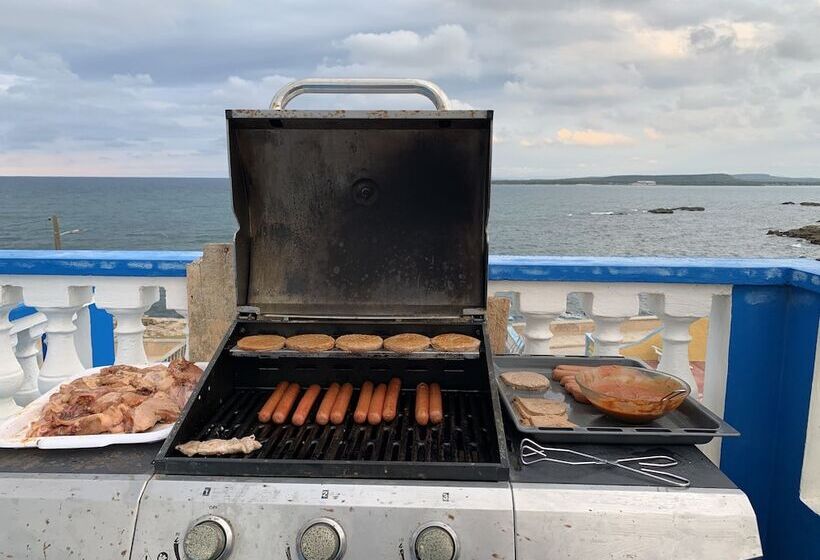 Bs & Hostal Las Brisas