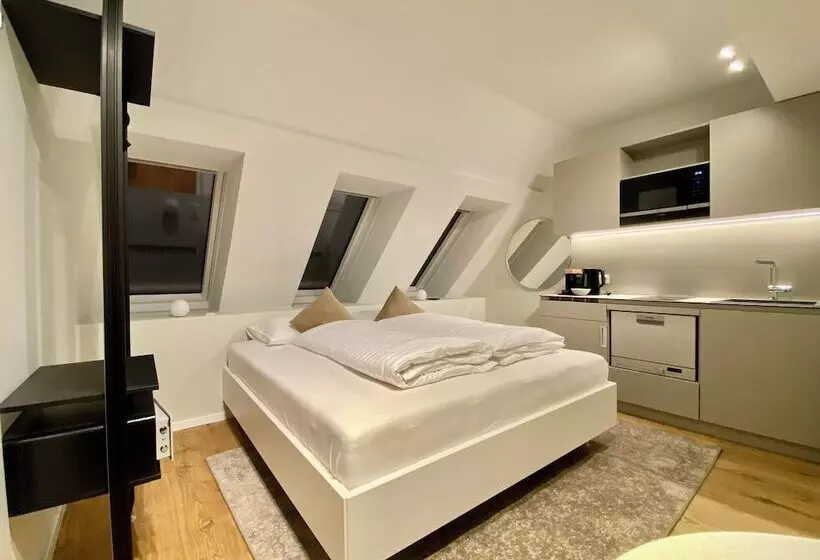 هتل Blackhome Wien