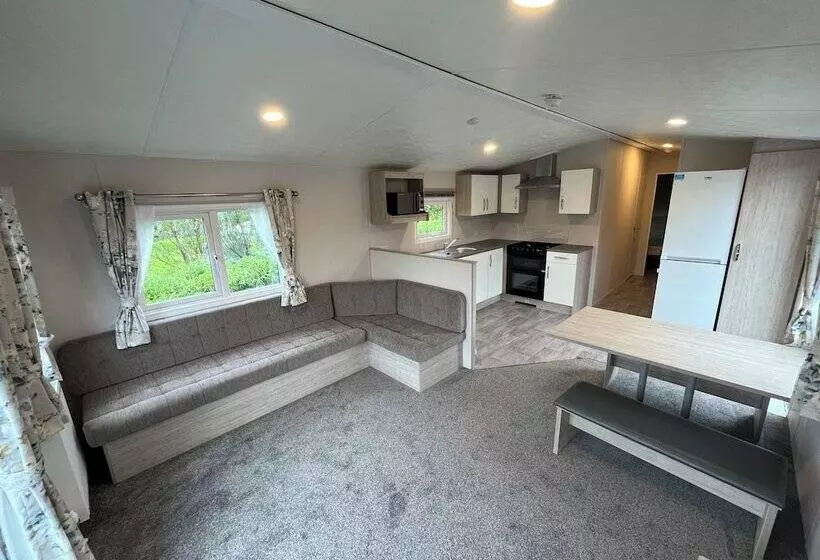 Hotelli Charming 2 Bed Lodge In Newton Stewart