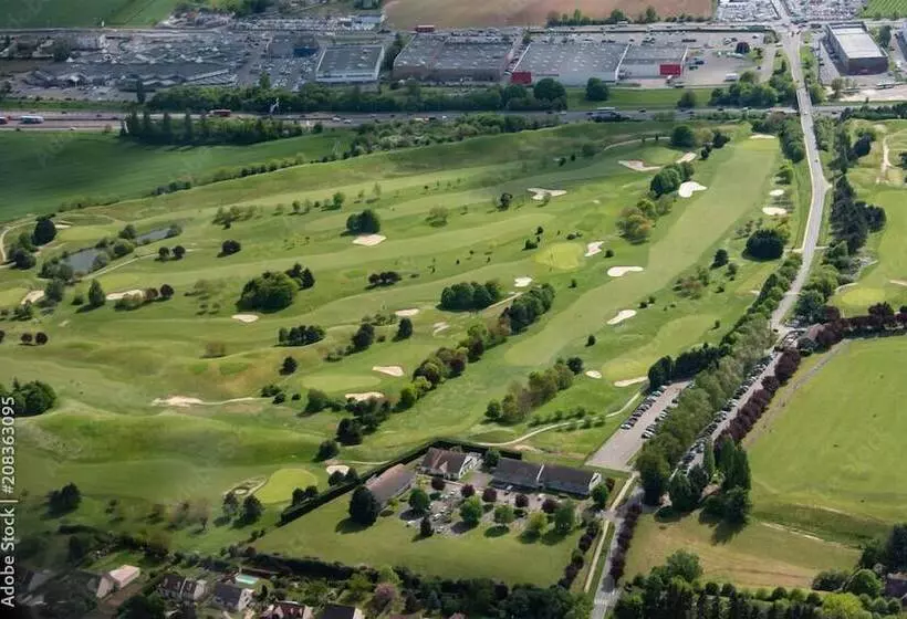 ホテル Mercure Achères St Germain En Laye