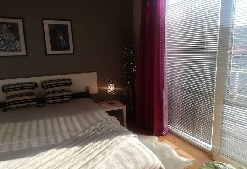 پانسیون Apartments Villa Dona