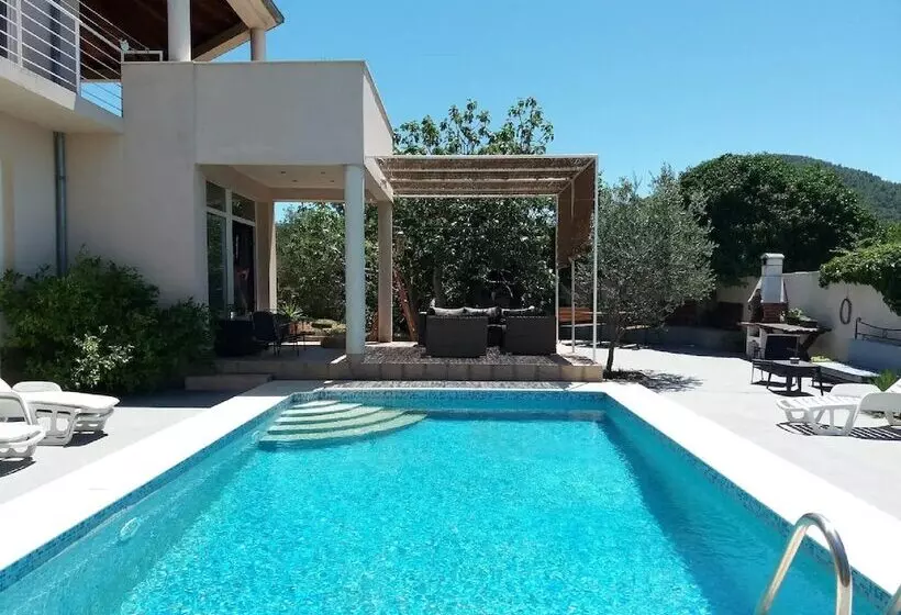 Majatalo Apartments Villa Dona