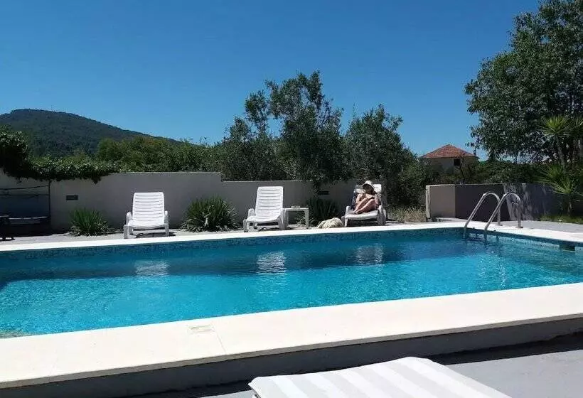 Majatalo Apartments Villa Dona