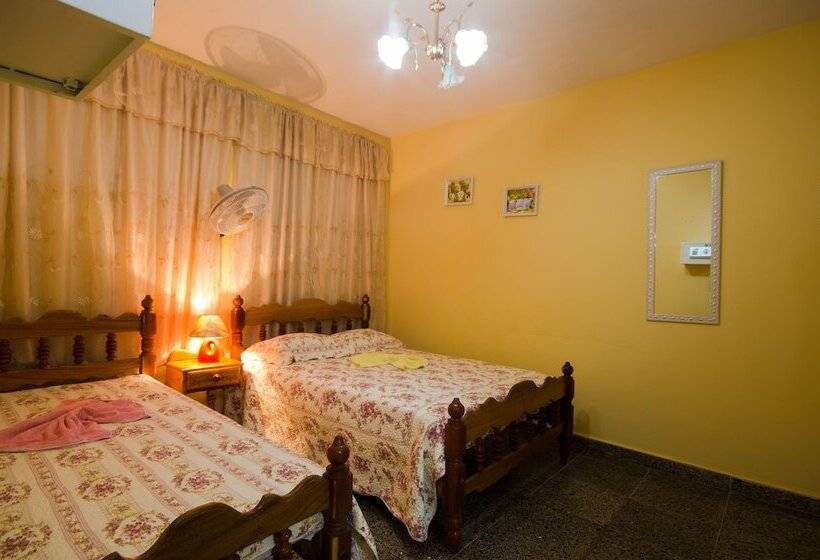 پانسیون Casa Yoel Prieto