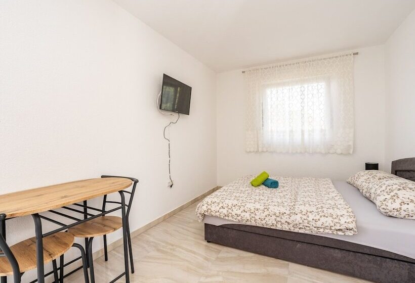 Пансион Guest House Stipanovi Dvori