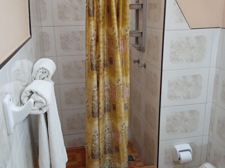 پانسیون Hostal El Cid