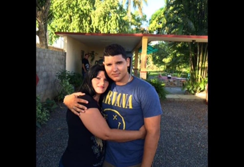 پانسیون Hostal La Colonial Candelaria