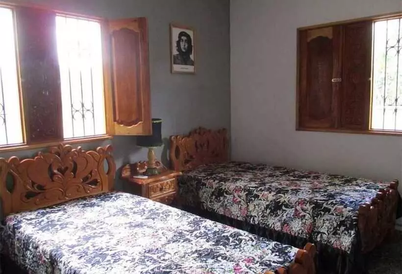 ペンション Hostal La Colonial Candelaria