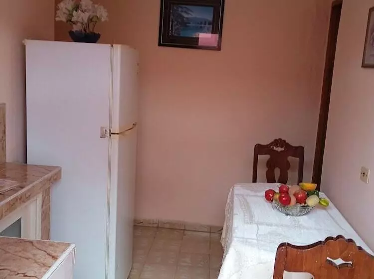 ペンション Hostal Margarita Y Nene