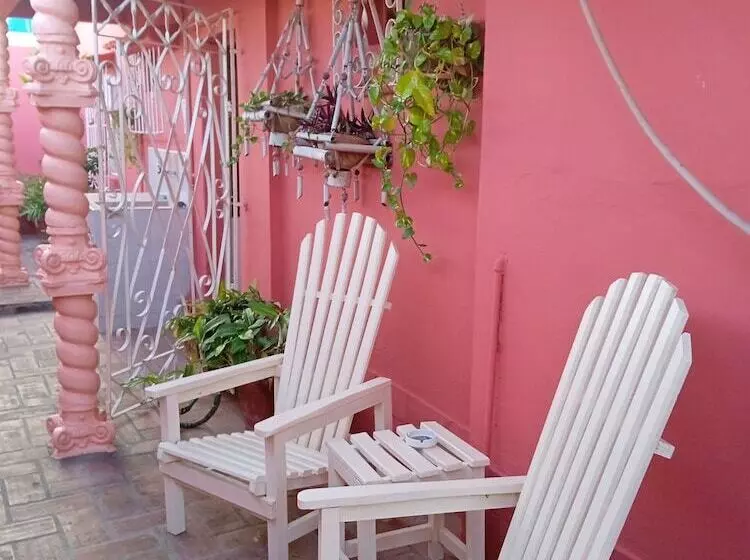ペンション Hostal Margarita Y Nene
