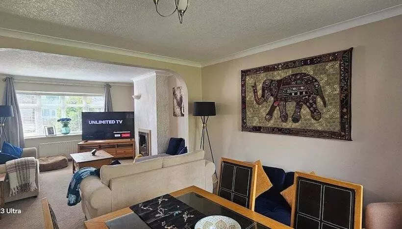 Residenssi Cosy Home In Leicester