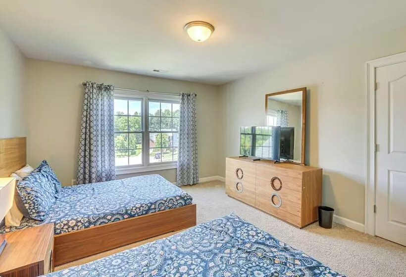 Spacious High Point Family Home W/ Yard & Grill