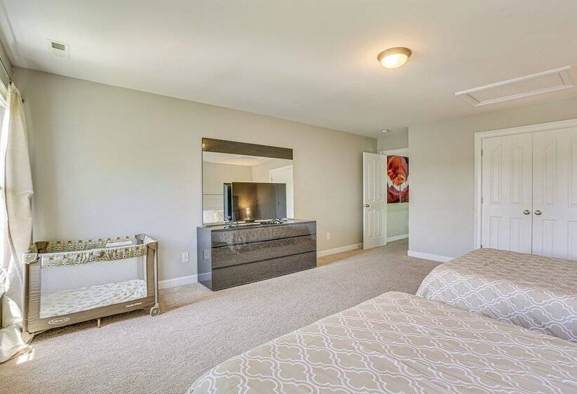 Spacious High Point Family Home W/ Yard & Grill