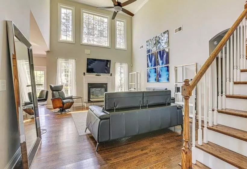 Spacious High Point Family Home W/ Yard & Grill