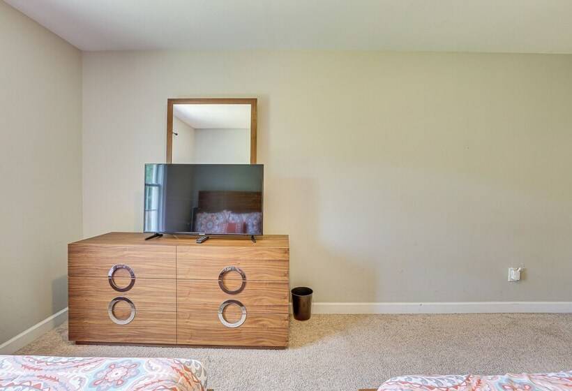 Spacious High Point Family Home W/ Yard & Grill