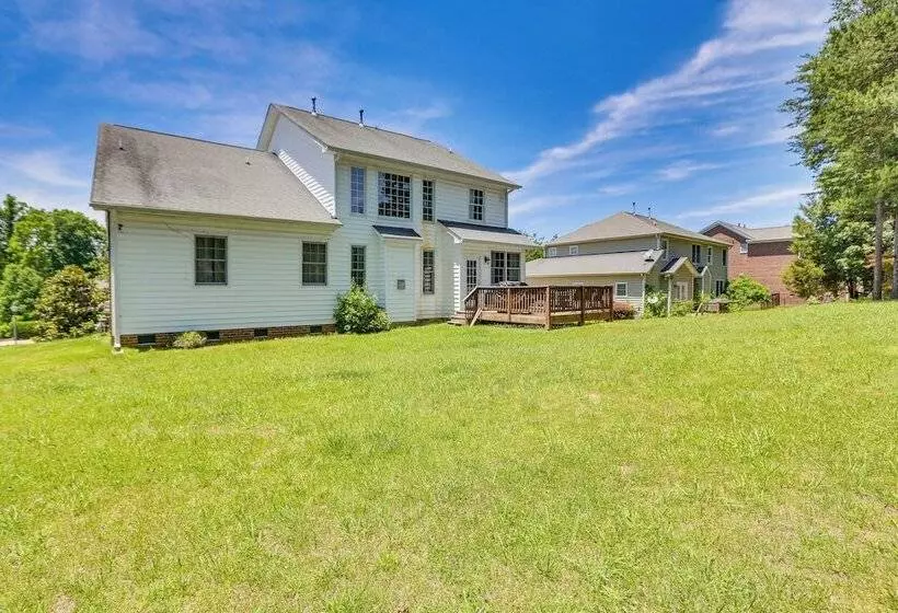 Spacious High Point Family Home W/ Yard & Grill