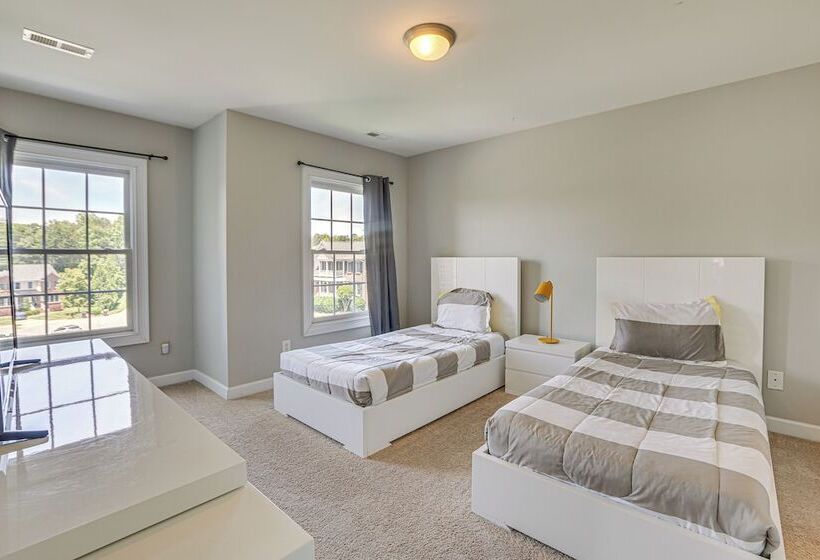 Spacious High Point Family Home W/ Yard & Grill