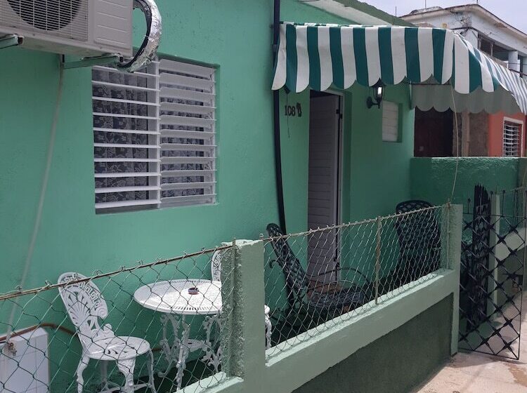 پانسیون Casa Ana Y Reynaldo