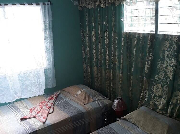 پانسیون Casa Ana Y Reynaldo