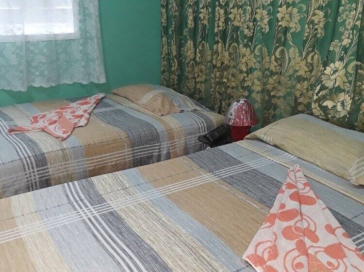 پانسیون Casa Ana Y Reynaldo