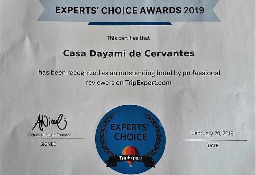 پانسیون Casa Dayami De Cervantes