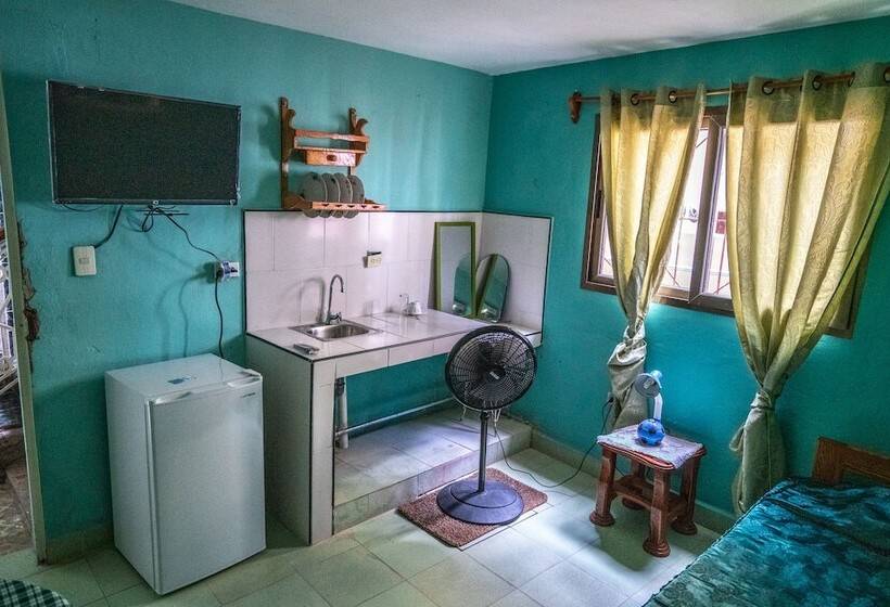 پانسیون Casa Dayami De Cervantes