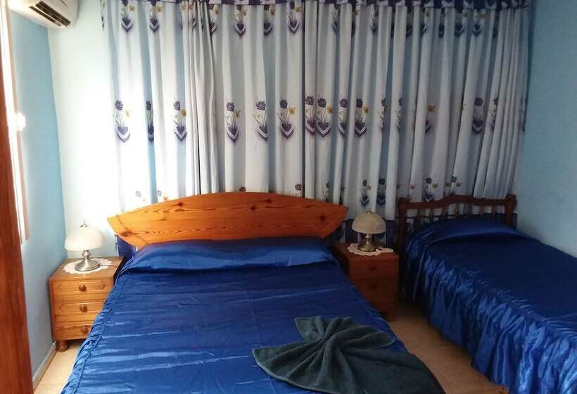 پانسیون Casa Dayami De Cervantes