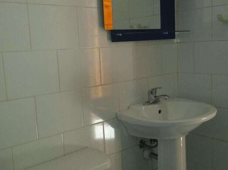 پانسیون Hostal Torre Sur