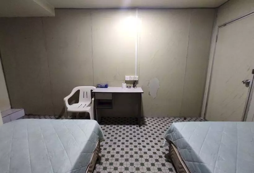 Oyo 91020 Hotel 59
