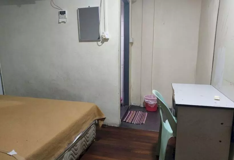 Oyo 91020 Hotel 59