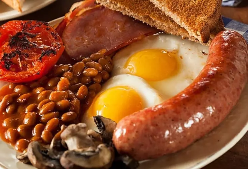 Majatalo Stadium Reach Layathraa