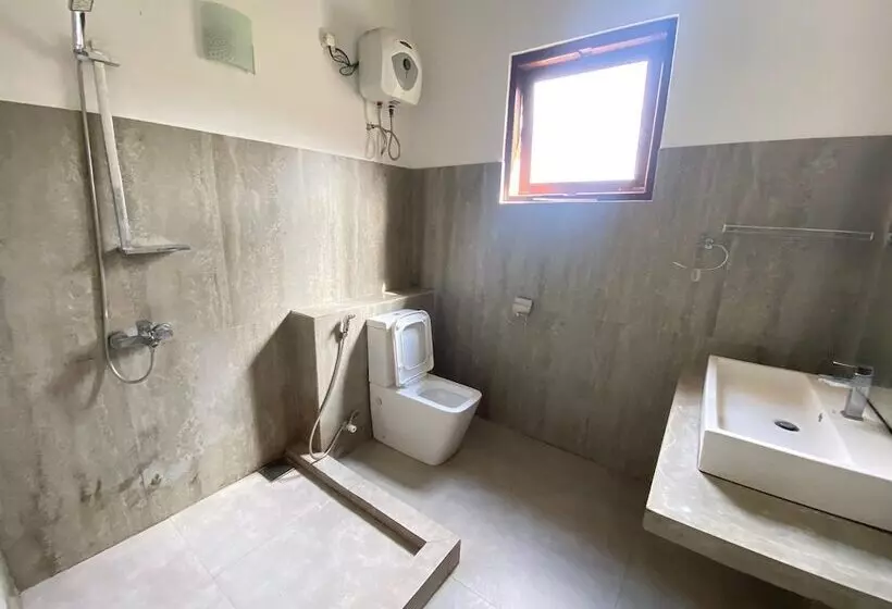 Majatalo Stadium Reach Layathraa