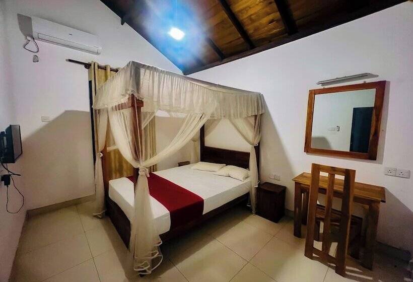 Pension Stadium Reach Layathraa