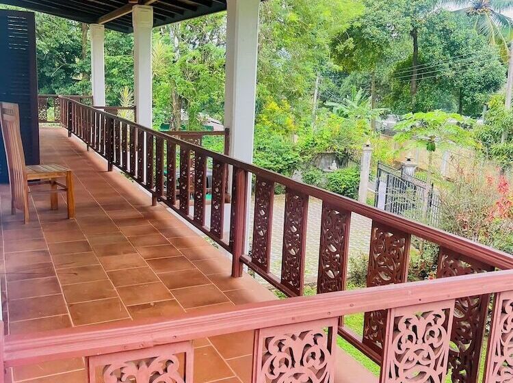 Pension Stadium Reach Layathraa