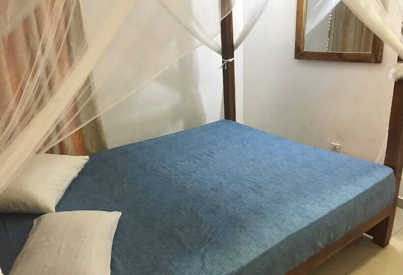 Pension Stadium Reach Layathraa