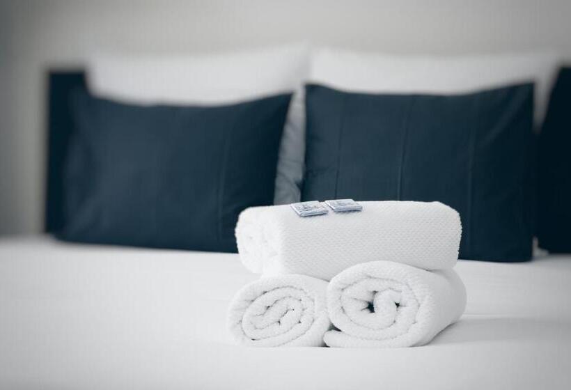 Bed and Breakfast Canal House Inn