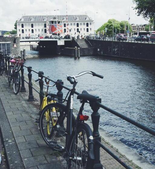 Bed and Breakfast Canal House Inn