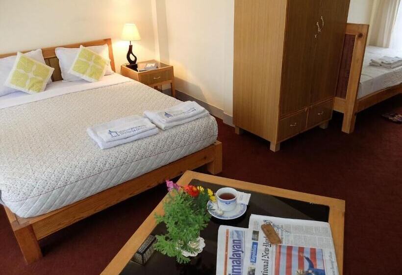 تختخواب و صبحانه Lalit Heritage Home