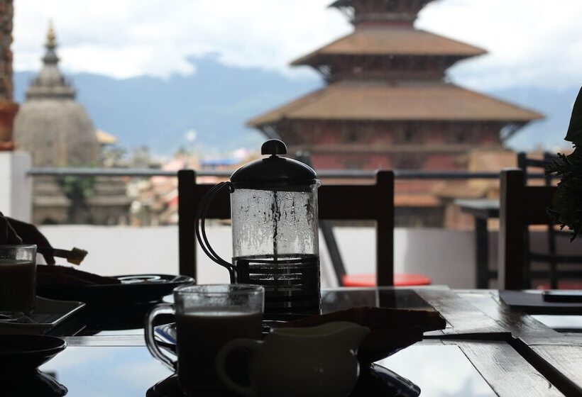 تختخواب و صبحانه Lalit Heritage Home