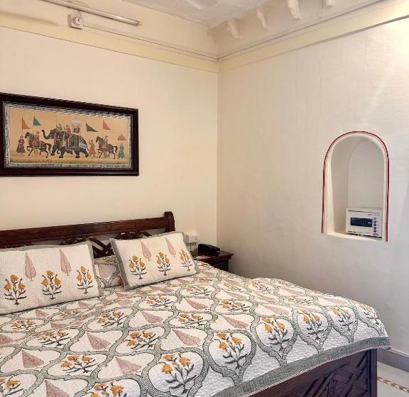 فندق Dev Niwas , Bundi