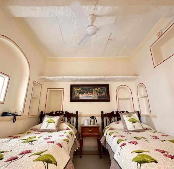 Hotel Dev Niwas , Bundi