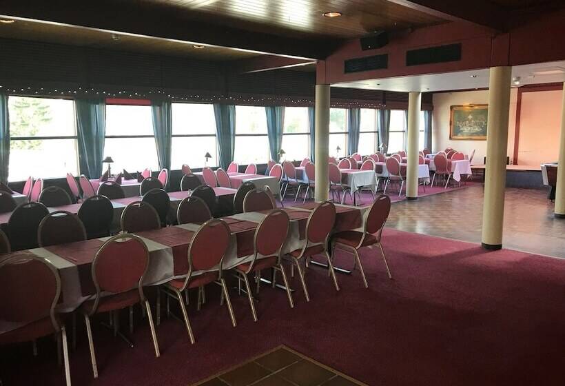 فندق Li Kiteenhovi