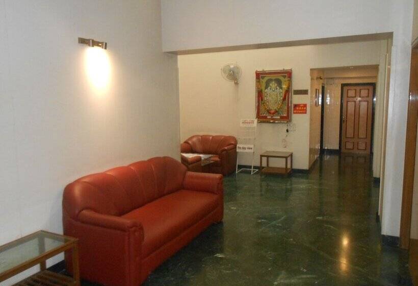 Отель Pooja International