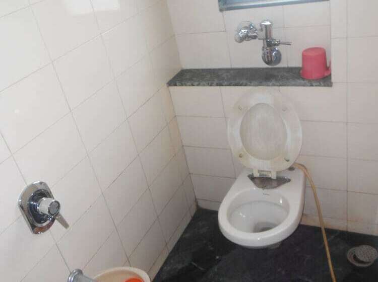 Отель Pooja International