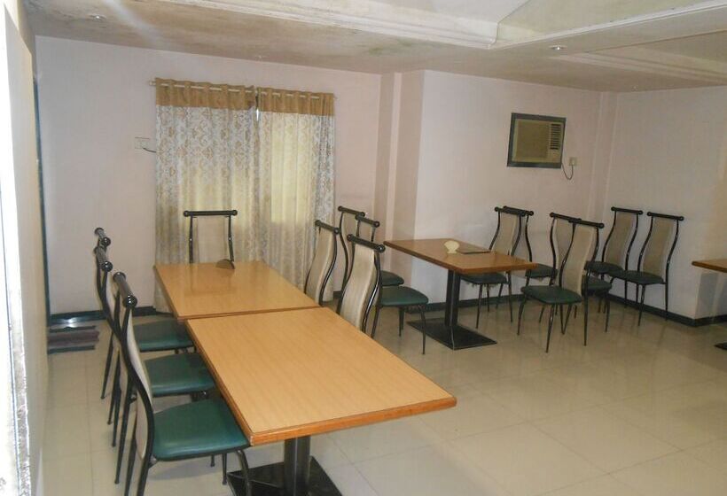 Отель Pooja International