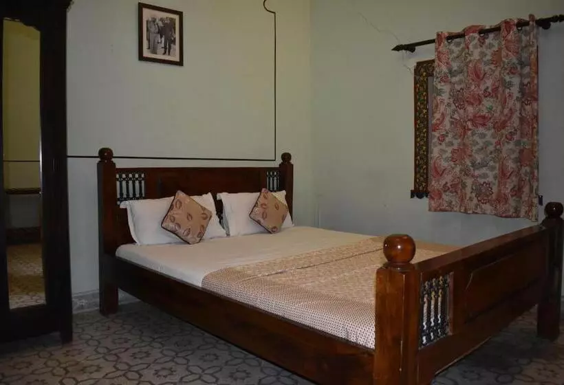 ホテル Nawal Sagar Palace   Bundi