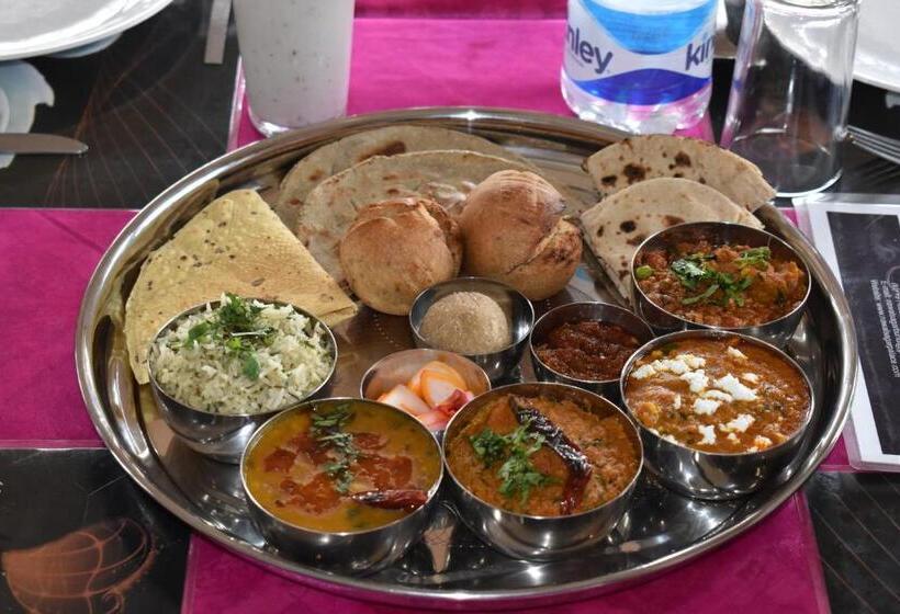 ホテル Nawal Sagar Palace   Bundi