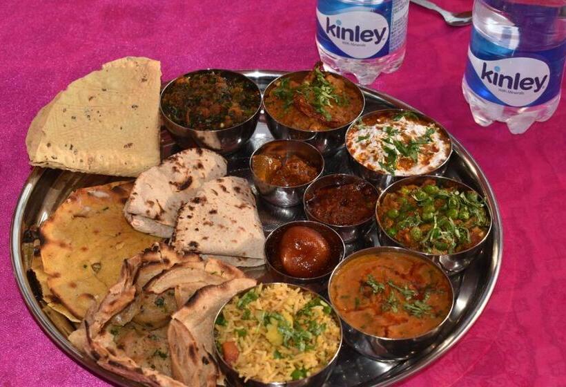 ホテル Nawal Sagar Palace   Bundi