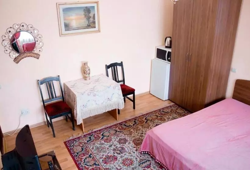 Hotel Uyut