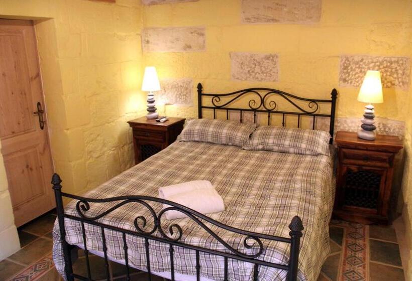 Il Wileġ Bed & Breakfast